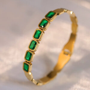 Big green diamond