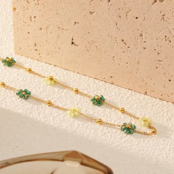 Wholesale 304 Stainless Steel Plastic Flower Ion Plating (IP) 18K Gold Plated Cute Beach Waterproof Non Tarnish Knitting O-shaped Chain Gold Necklace