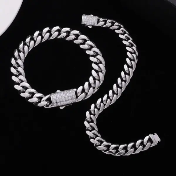 Wholesale Hip Hop Style Cuban Link Bracelet Full Drill 18K Gold Plated Stainless Steel Personalized Fashion Jewelry For Men And Women