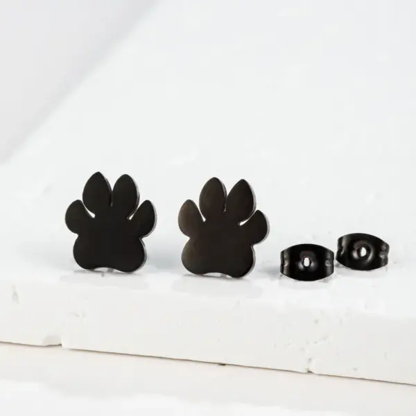 Wholesale PVD Coated 18K Gold Real Gold Plated Animal Heart Shape Pineapple 304 Stainless Steel Modern Style Simple Style Classic Style Waterproof Non Tarnish Ear Studs