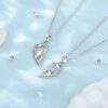 Wholesale  Heart-shaped Hand-in-hand NecklaceFashion Collarbone Chain Valentine's Day Pendant Friendship Necklace