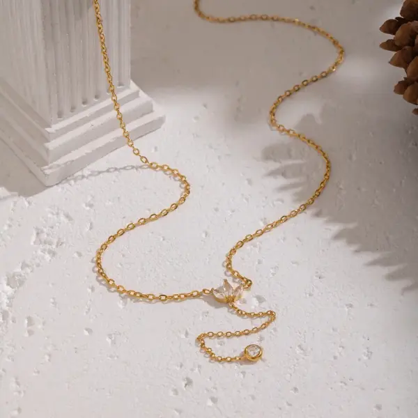 Wholesale 201 Stainless Steel Zircon Petal Tassel Circle Necklace Sweater Chain Niche High-End Daily Matching Jewelry For Women Eco-Friendly Waterproof Elegant Luxurious Vacuum Electroplating Furnace Plated With 18K Real Gold