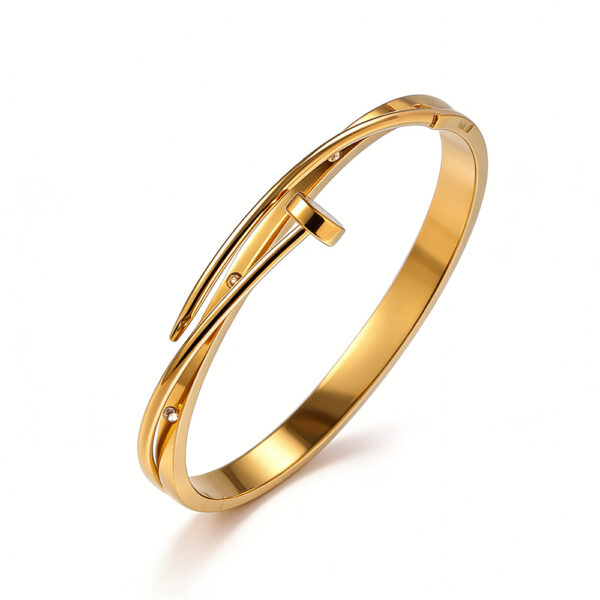 oly-472ed21b818f57de9ea3998196d04b04 Wholesale Stainless steel jewelry, colorfast, gold-plated nails, titanium steel bracelet