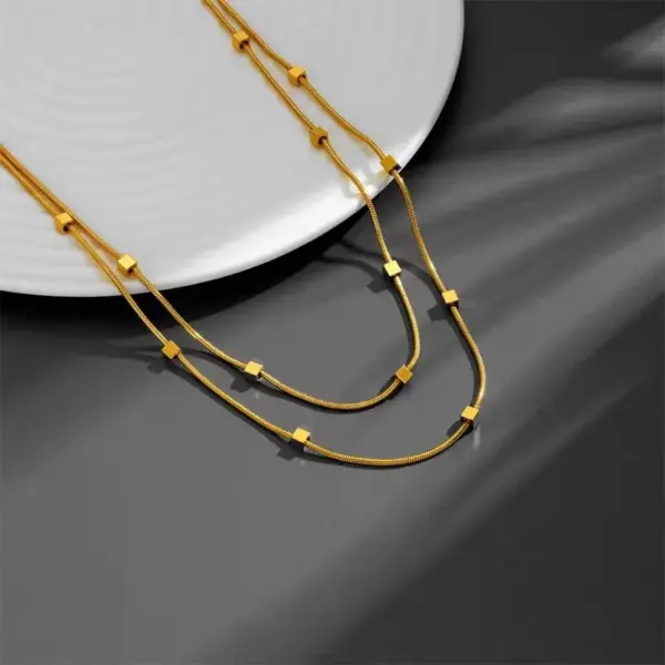 Wholesale 304 Stainless Steel Flower PVD Coated 18K Real Gold Plated Vintage Style Waterproof Non Tarnish Plating Inlay Box Chain Lobster Trigger Clasp Closure Gold Necklace