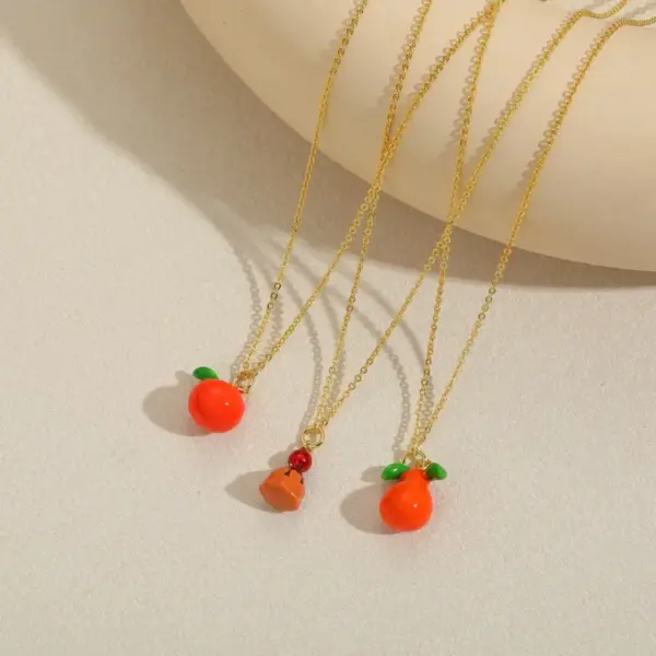 Wholesale New Fashion Sweet Cute Retro Fruit Cake Shape Exquisite Vacation Style Simple Copper Pendant Necklace Collarbone Chain For Women