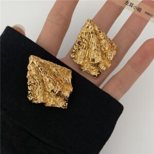 Wholesale 2022 new European and American retro tin foil pleated earrings women's fashionable irregular temperament earrings trendy earrings