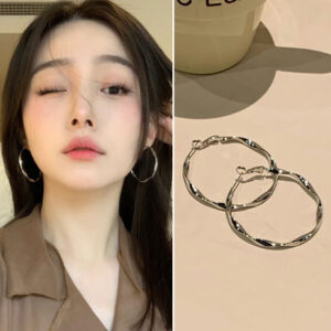 E6050 silver-exaggerated silver rotating earrings