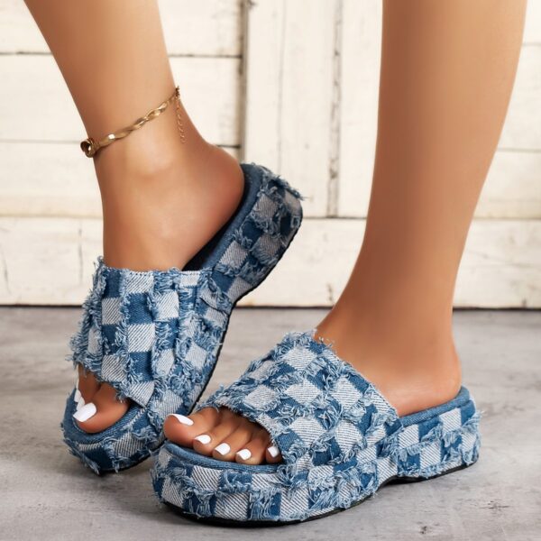 Wholesale women’s shoes summer wedge platform beach outerwear plaid denim slippers plus size women