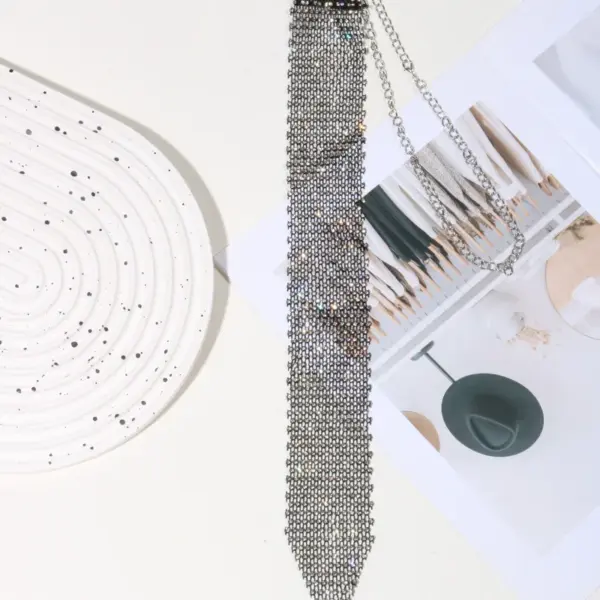 oly-484e2265217205093909ce98c1ab84dc Wholesale Shiny Round Tie For Adults With Artificial Gemstones In Silver, Perfect For Independence Day