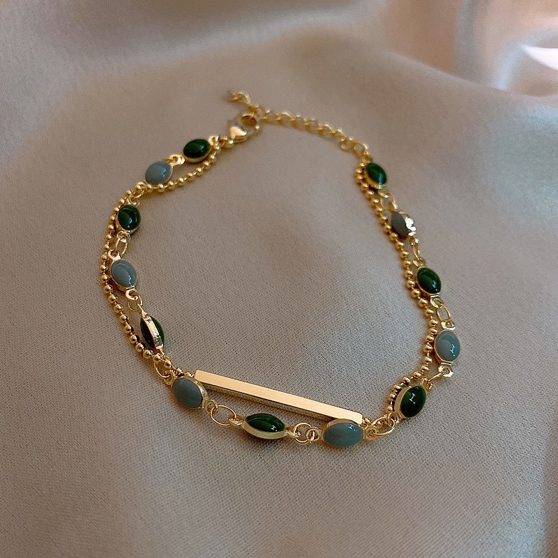 Wholesale French retro gold-plated zircon bracelet for women ins niche light luxury bracelet independent packaging high-grade bracelet