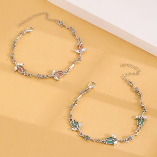 oly-4902555ff40d99b76503b1cb6d1aeb4a Wholesale Sweet Niche Bracelet Tulip Bracelet Women’s Fashion Diamond Flower Bracelet Spring and Summer Accessories