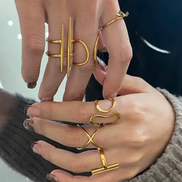 Wholesale PVD Coated Real Gold Plated 18K Gold Geometric 304 Stainless Steel Simple Style Waterproof Non Tarnish Rings