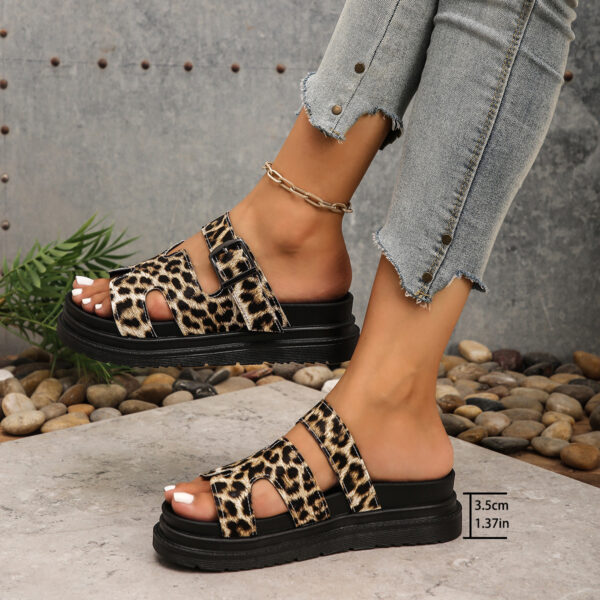 oly-4968d693204cf605b3ce6ff2b134de8c Wholesale plus size slippers women’s all-match thick bottom buckle solid color casual sandals