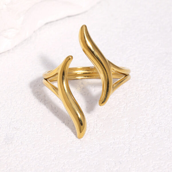 oly-4973b8c29f15d67aef3b73cbb9495648 Wholesale Stainless steel ring, gold-plated, waterproof, colorfast, geometric design, titanium steel ring