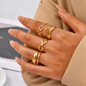 Wholesale Women's 201 Stainless Steel Wave Ring Infinity Double Layer Stacking Jewelry Ring Geometric 18K Gold Plated Vacuum Electroplating