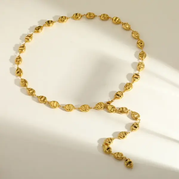 Wholesale Vacuum-plated (in-furnace) With 18K Real Gold On 304 Stainless Steel—elegant, Vintage, And Romantic Oval, Heart-shaped, And Diamond-inspired Chain Necklace With Lobster Clasp, Available In Gold, Perfect For Women