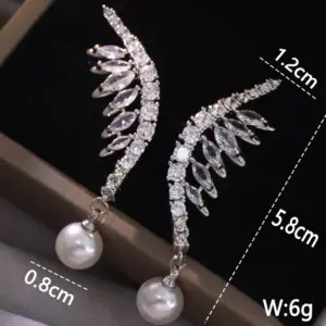 NS934-33 / Zircon