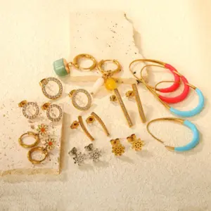 Wholesale Geometric Stainless Steel Hoop Earrings Crystal Inlaid Oil Drop Egg Shape Rings Jewelry Accessories For Women