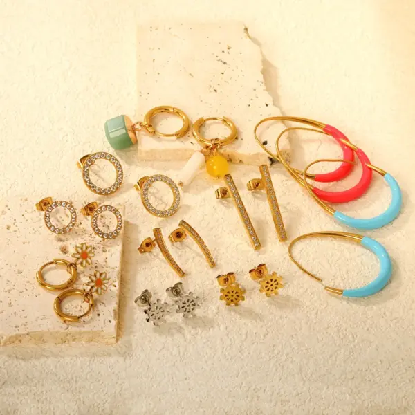Wholesale Geometric Stainless Steel Hoop Earrings Crystal Inlaid Oil Drop Egg Shape Rings Jewelry Accessories For Women