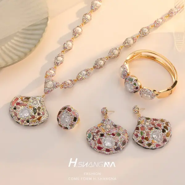 Wholesale Sector Jewelry Set For Women With Electroplated Copper And Baroque Pearl Inlay Featuring Beaded Chain