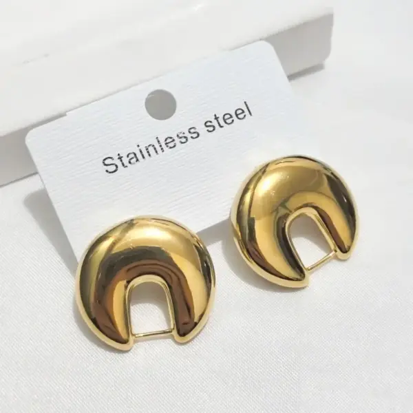 Wholesale 304 Stainless Steel Earrings Niche Simple Design Sense Stud Earrings Heart Water Plated Earrings Earrings For Shopping Banquet Fashion Show