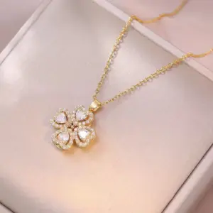 X3345 Heart-Shaped Rotating Necklace