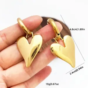 Gold / 18k