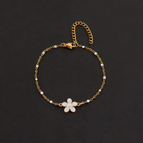 Wholesale PVD Coated Real Gold Plated Flower 201 Stainless Steel 304 Stainless Steel Elegant Simple Style Classic Style Waterproof Non Tarnish 201 Stainless Steel Lobster Trigger Clasp Closure Bracelets