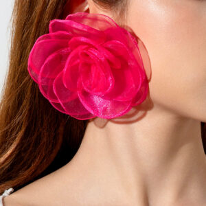 30116-ear-rose