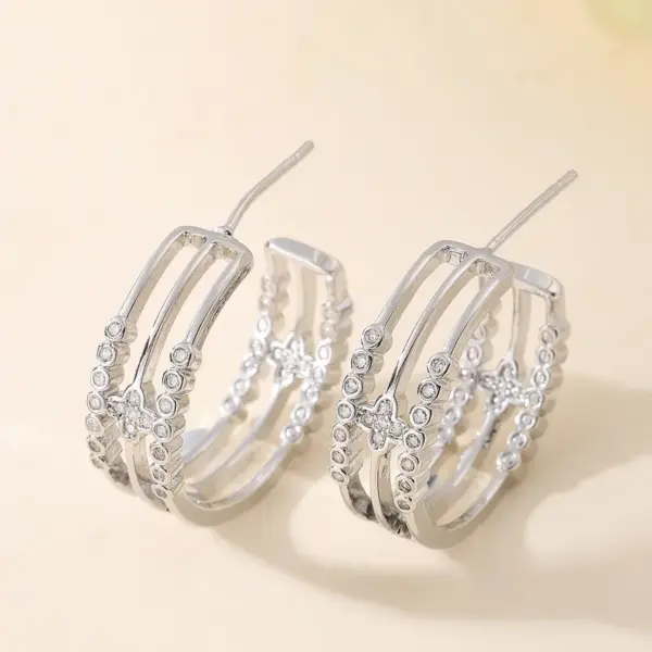 Wholesale 18K Gold Plated Copper Zircon Geometric Hoop Earrings For Women With Hollow Design, Vintage Simple Style
