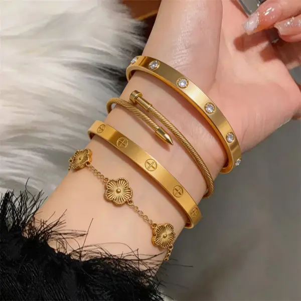 Wholesale Geometric Hypoallergenic Bangle For Women In 304 Stainless Steel With 14K Real Gold Electroplated And Rhinestone Inlay