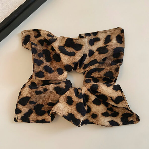 Wholesale square leopard print pleated hair ring vintage temperament hair rope fashion versatile personality headdress