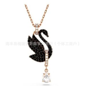 Black swan necklace with diamonds