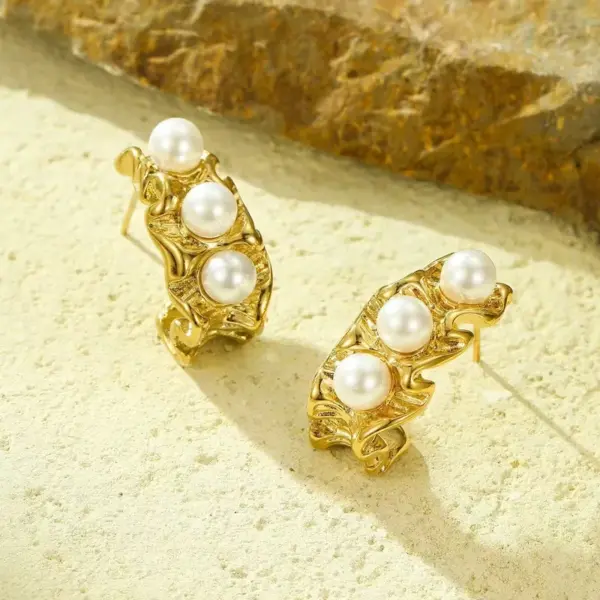 Wholesale Geometric Stud Earrings For Women In 316 Stainless Steel With 18K Gold Plated PVD Coating And Freshwater Pearl
