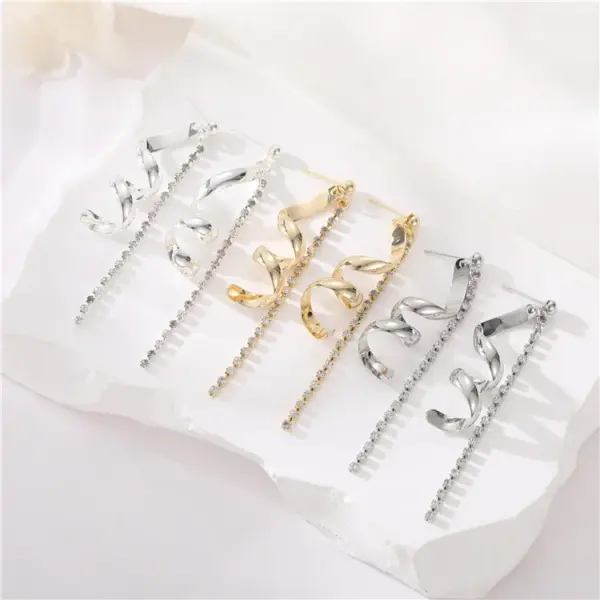 Wholesale Spiral Ear Line Earrings For Women With Copper And Zircon Inlay, Featuring 925 Sterling Silver Ear Pins In Gold