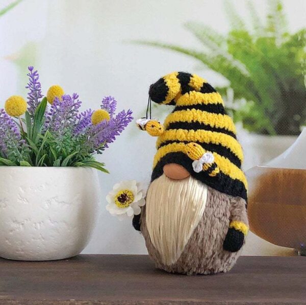 Wholesale Bee Festival Rudolph Faceless Figurine Decoration for Summer, GNOME Easter Decoration, Mother's Day Gift