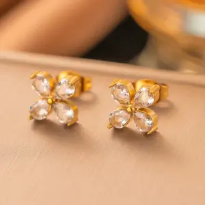 【G215】Inlaid Diamond Four-Leaf Clover Earrings / Gold