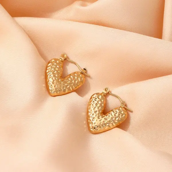Wholesale PVD Coated Gold Plated Heart Shape 304 Stainless Steel IG Style Vintage Style Waterproof Non Tarnish Ear Clip