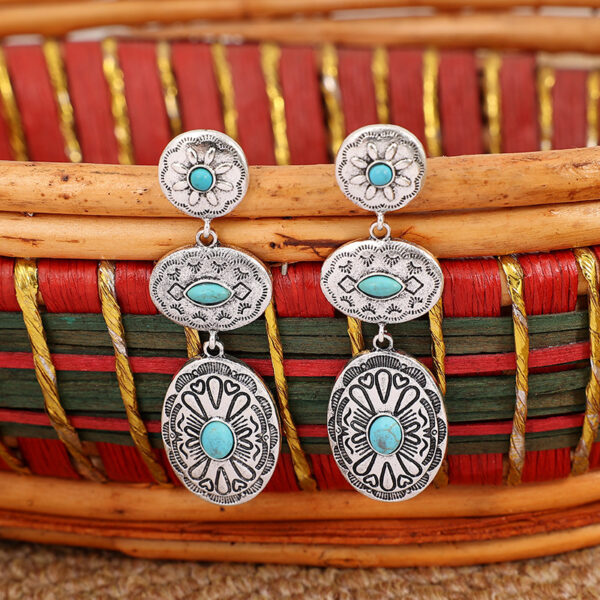 oly-4ec44df767b700b4a476d606d021a14d Wholesale retro Western wind turquoise oval earrings personality exaggerated earrings