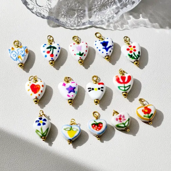 Wholesale Heart Shape Ceramic Pendant For Women In Hawaiian Style, Perfect For Casual Wear