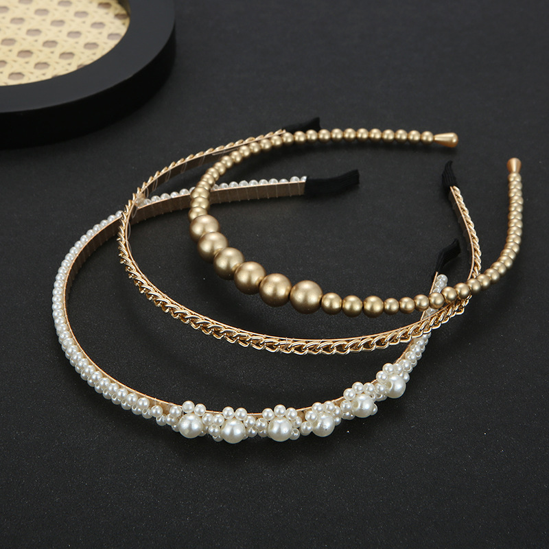 Wholesale European and American Fashion Pearl Chain Artistic Headband for Women, Hand-Wrapped Bead Hair Accessory, Narrow Metal Hair Accessory