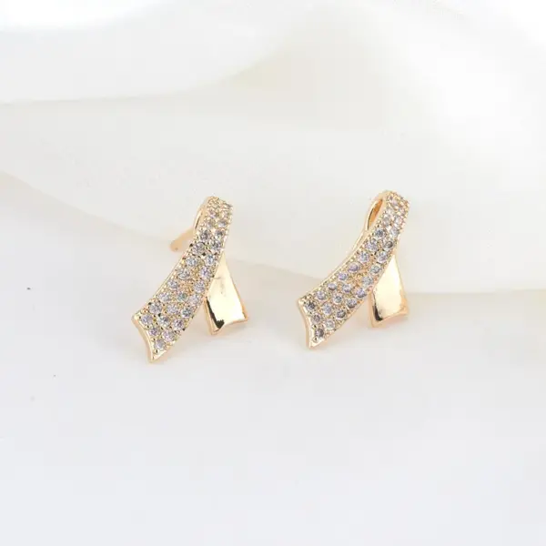 Wholesale Bow Tie Stud Earrings In Copper With Zircon Inlay Featuring 925 Sterling Silver Ear Pins, New Style, Perfect For New Year