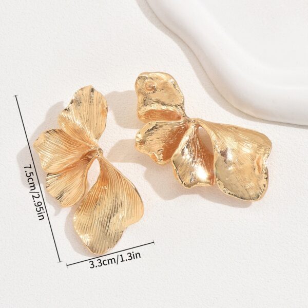 oly-4f5a1aabfd9575f86ef3463df44d2290 Wholesale Simple Women's Flower Earrings Distinctive Exaggerated Metal Style Multi-layer Niche Design Earrings Petal Earrings