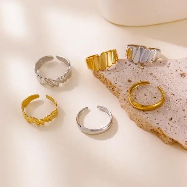 Wholesale Titanium Steel Ring Elegant Niche High-End Design Sense Ring Versatile Open Ring Wholesale Vacuum Electroplating 18K Real Gold Snake