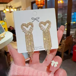 Wholesale 1 Pair Glam Heart Shape Copper Inlay Zircon Drop Earrings