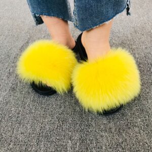 Wholesale New European and American Fashion Fox Fur Slippers for Women, Korean Style Outdoor Slip-On Home Fur Slippers, Fluffy