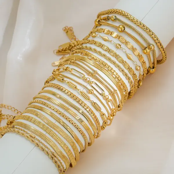 Wholesale Ion Plating (IP) Geometric 304 Stainless Steel Elegant Simple Style Streetwear Waterproof Non Tarnish 304 Stainless Steel Bracelets