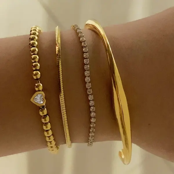Wholesale PVD Coated Real Gold Plated 16K White Plating Heart Shape 304 Stainless Steel Modern Style Simple Waterproof Non Tarnish Bracelets Necklace