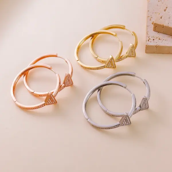 Wholesale 1 Pair Elegant Romantic Triangle Inlay Copper Zircon Earrings