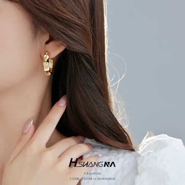 Wholesale C Shape Earrings For Women With 925 Sterling Silver Ear Pins, Copper Base, Electroplated Gold Plating, And Zircon Inlay